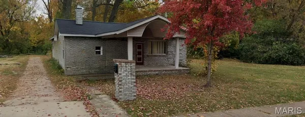 $29,900 | 726 North 61st Street, East St. Louis, IL 62203