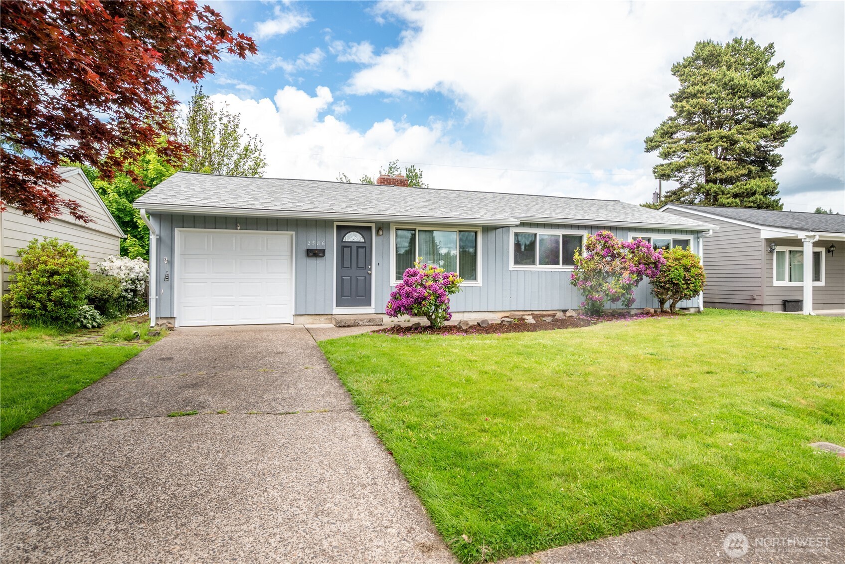 2586 Taylor Longview, WA 98632 - Photo 2 of 24