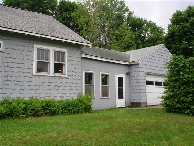 55 Ridge Avenue Pittsfield, MA 01201 - Photo 2 of 12 Side & garage