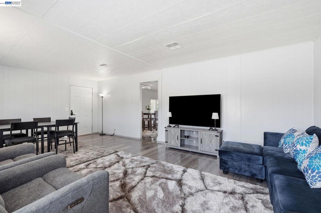 29143 Colorado Road Hayward, CA 94544 - Photo 6 of 36