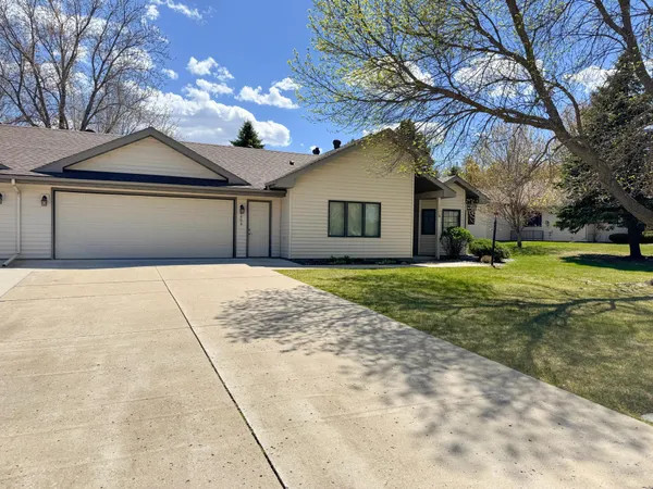 $315,000 | 2206 Arrowwood Court, Fergus Falls, MN 56537