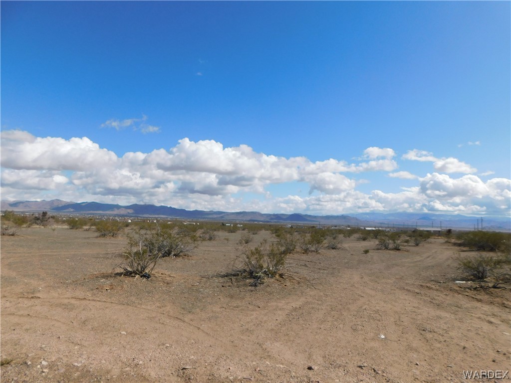 Lot 10 South Cordes Road Golden Valley, AZ 86413 - Photo 1 of 10 Gallery Image 1