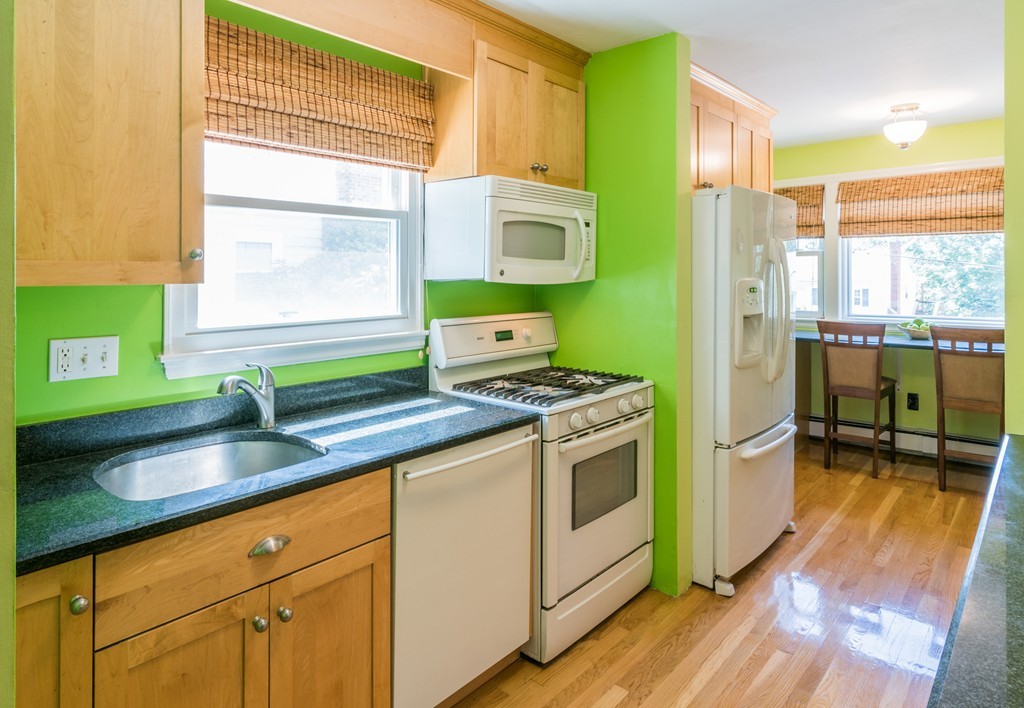49 Sunset Hill Road Boston, MA 02132 - Photo 4 of 19 Gallery Image 4