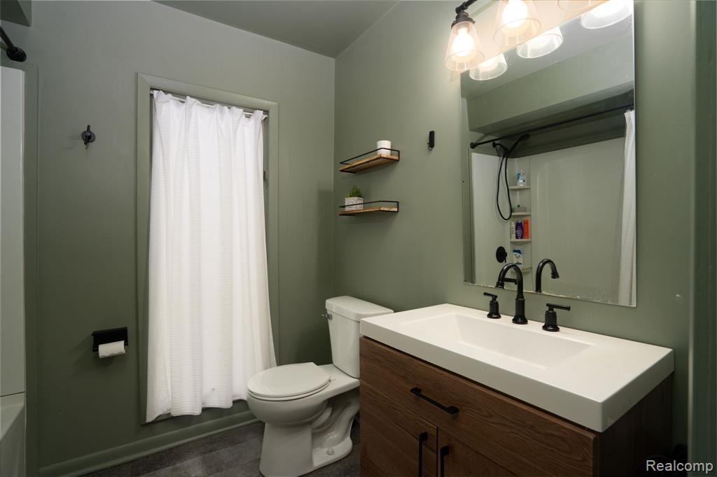 1530 South Baldwin Road Lake Orion, MI 48360 - Photo 28 of 37