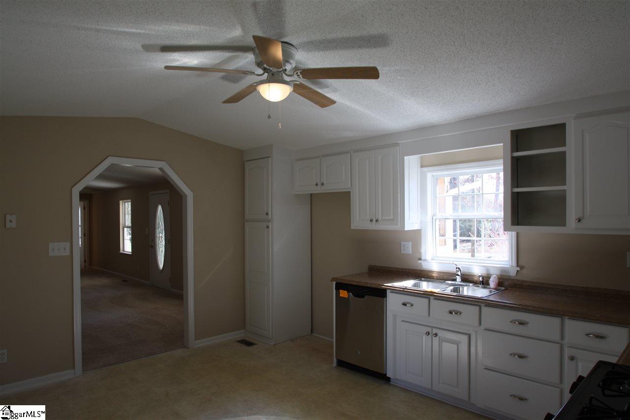 1030 Peach Shed Road Chesnee, SC 29323 - Photo 5 of 22 Gallery Image 5