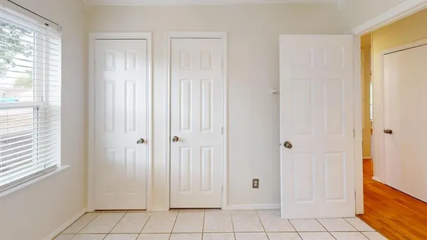 $1,799 | 1306 Hillcrest Drive, Garland, TX 75040