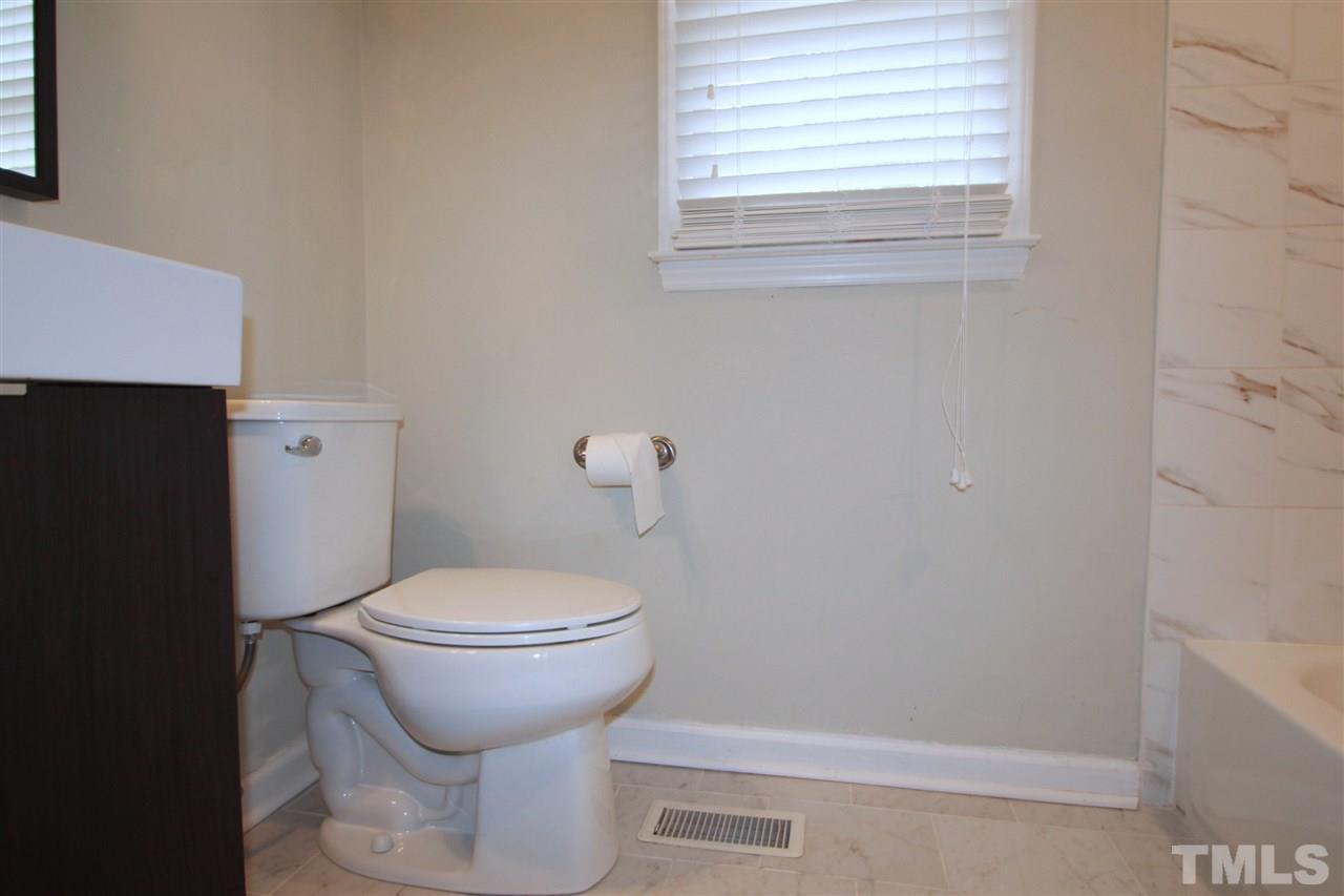 4624 Thurmount Place Raleigh, NC 27604 - Photo 7 of 13