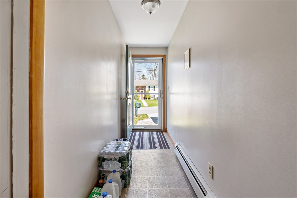33 Fawn Road Somerset, MA 02726 - Photo 13 of 21 Gallery Image 13