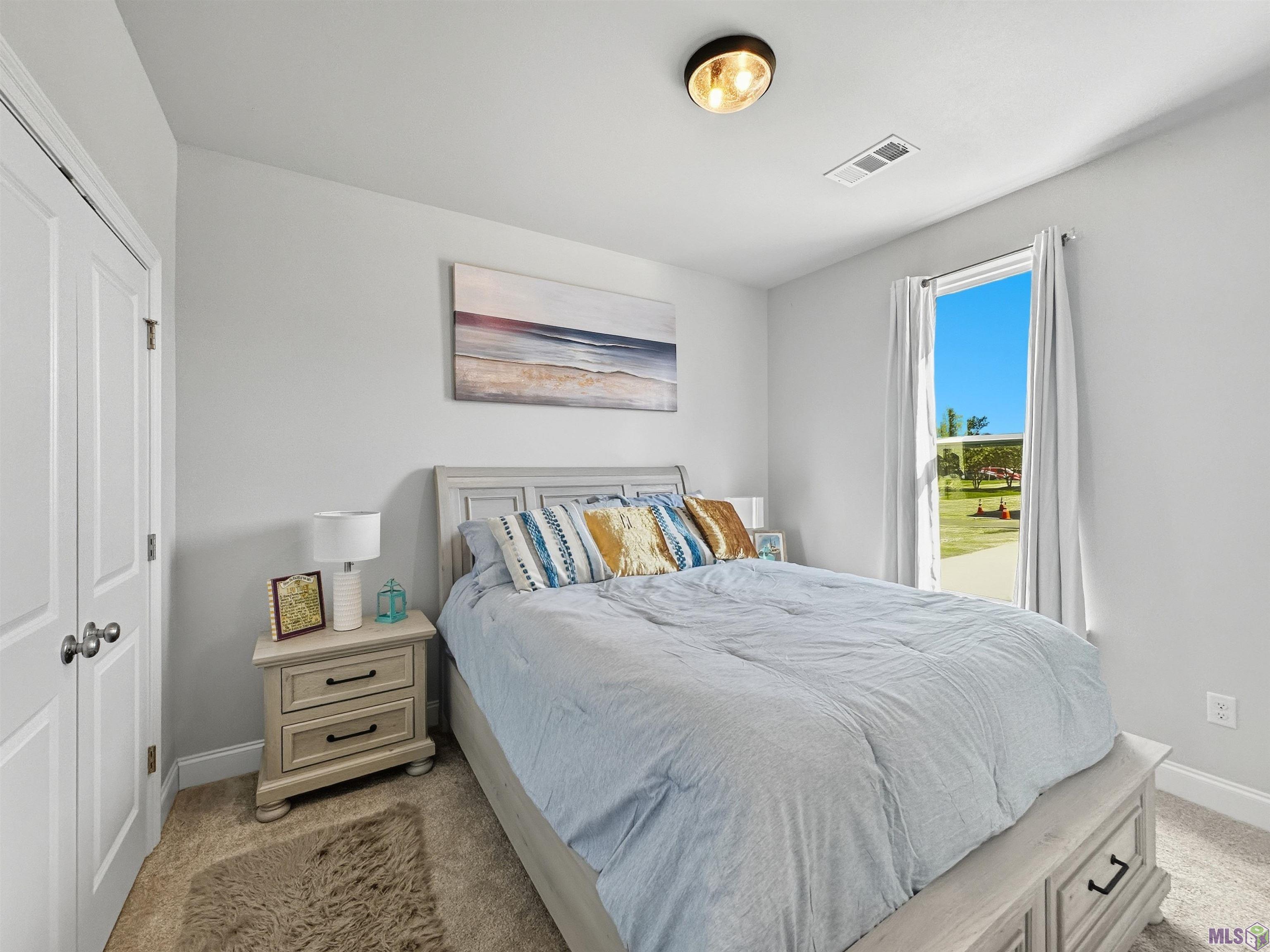 8602 Edgewater Drive Baton Rouge, LA 70820 - Photo 2 of 20