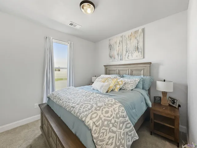 $239,900 | 8602 Edgewater Drive, Baton Rouge, LA 70820