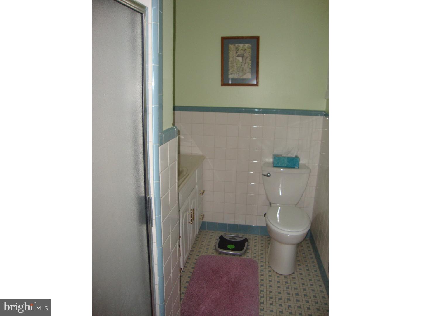 2101 Springhouse Road Broomall, PA 19008 - Photo 13 of 22 Master Bathroom