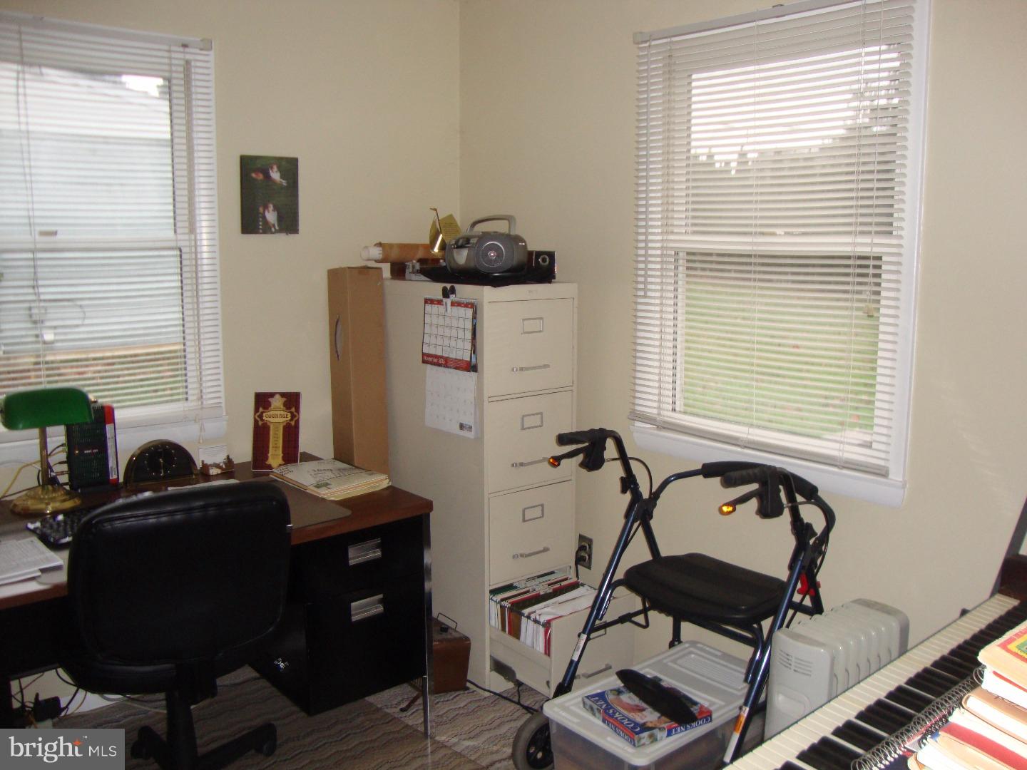 2101 Springhouse Road Broomall, PA 19008 - Photo 10 of 22 Office / Study