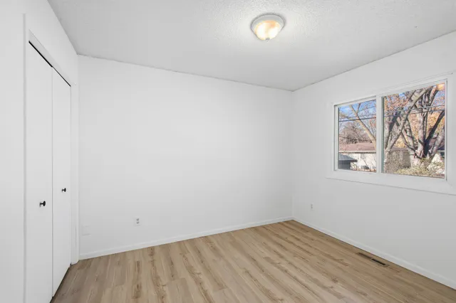 $379,900 | 5118 Angeline Avenue North, Crystal, MN 55429