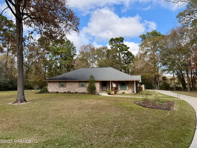 $450,000 | 324 Rue Normandie, Eunice, LA 70535