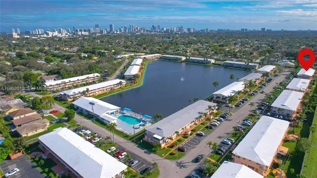 $1,500 | 820 Southwest 11th Avenue, Unit 16B, Hallandale Beach, FL 33009