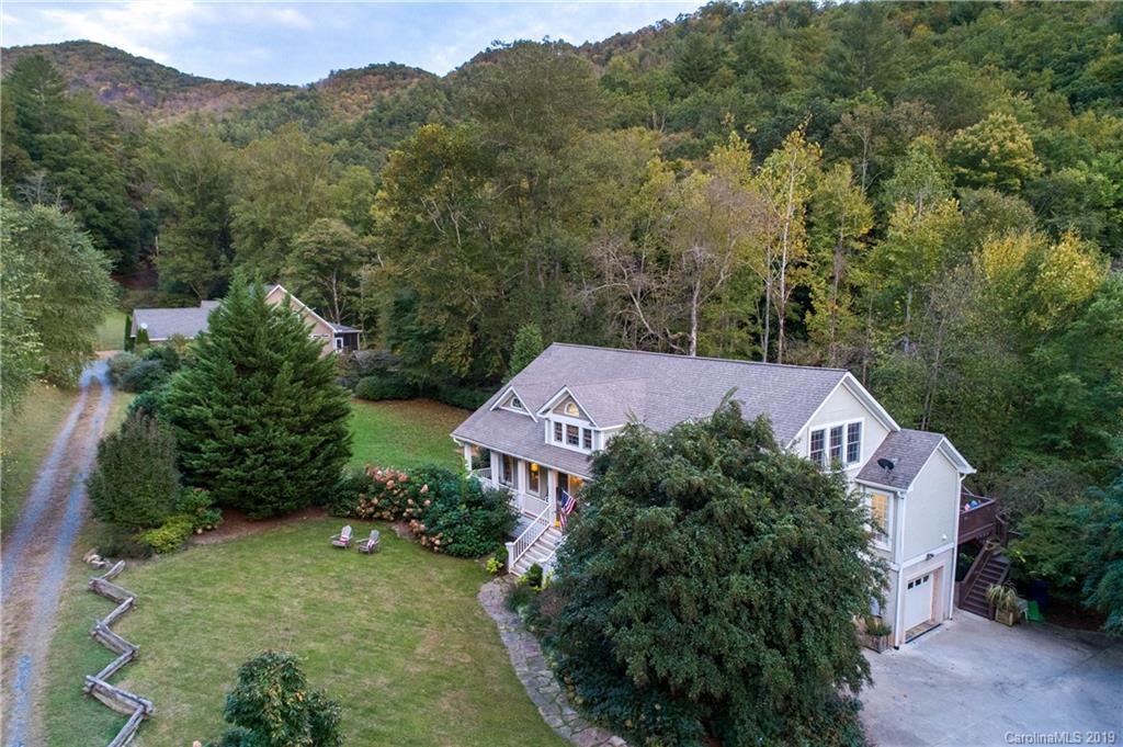62 Dicks Creek Road Whittier, NC 28789 - Photo 11 of 48