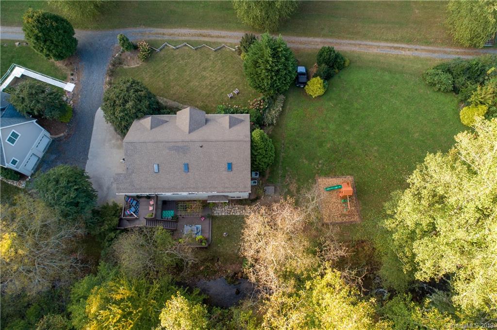 62 Dicks Creek Road Whittier, NC 28789 - Photo 13 of 48