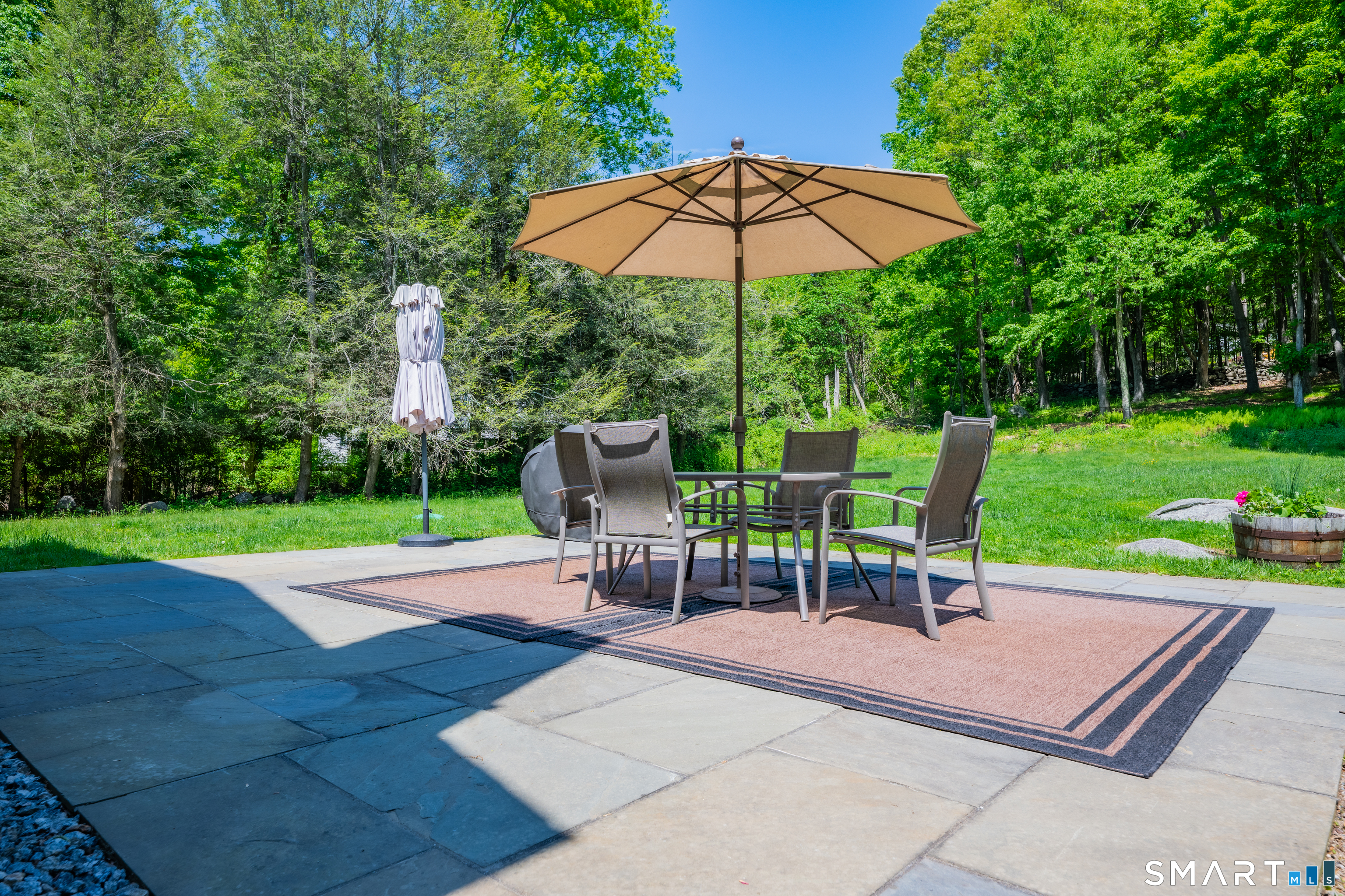 66 Great Ring Road Newtown, CT 06482 - Photo 37 of 40