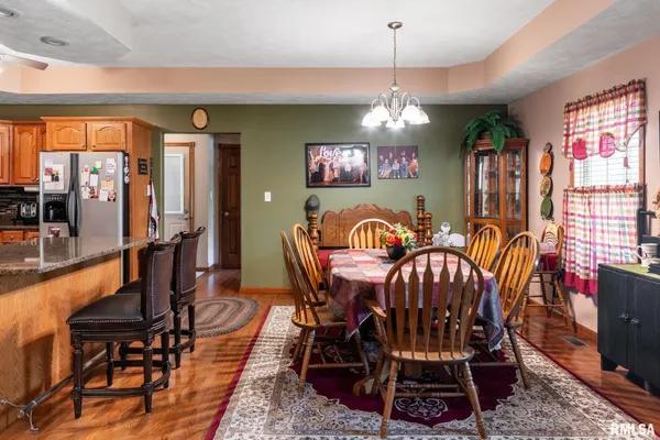 $329,000 | 105 North Dent Street, Carterville, IL 62918