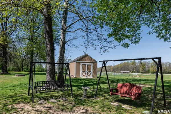 $329,000 | 105 North Dent Street, Carterville, IL 62918