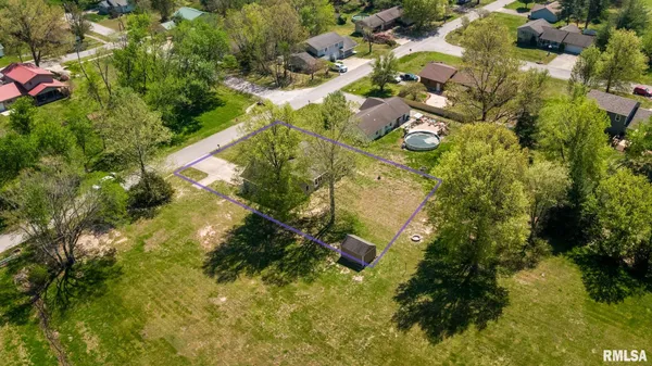 $329,000 | 105 North Dent Street, Carterville, IL 62918