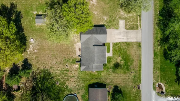 $329,000 | 105 North Dent Street, Carterville, IL 62918