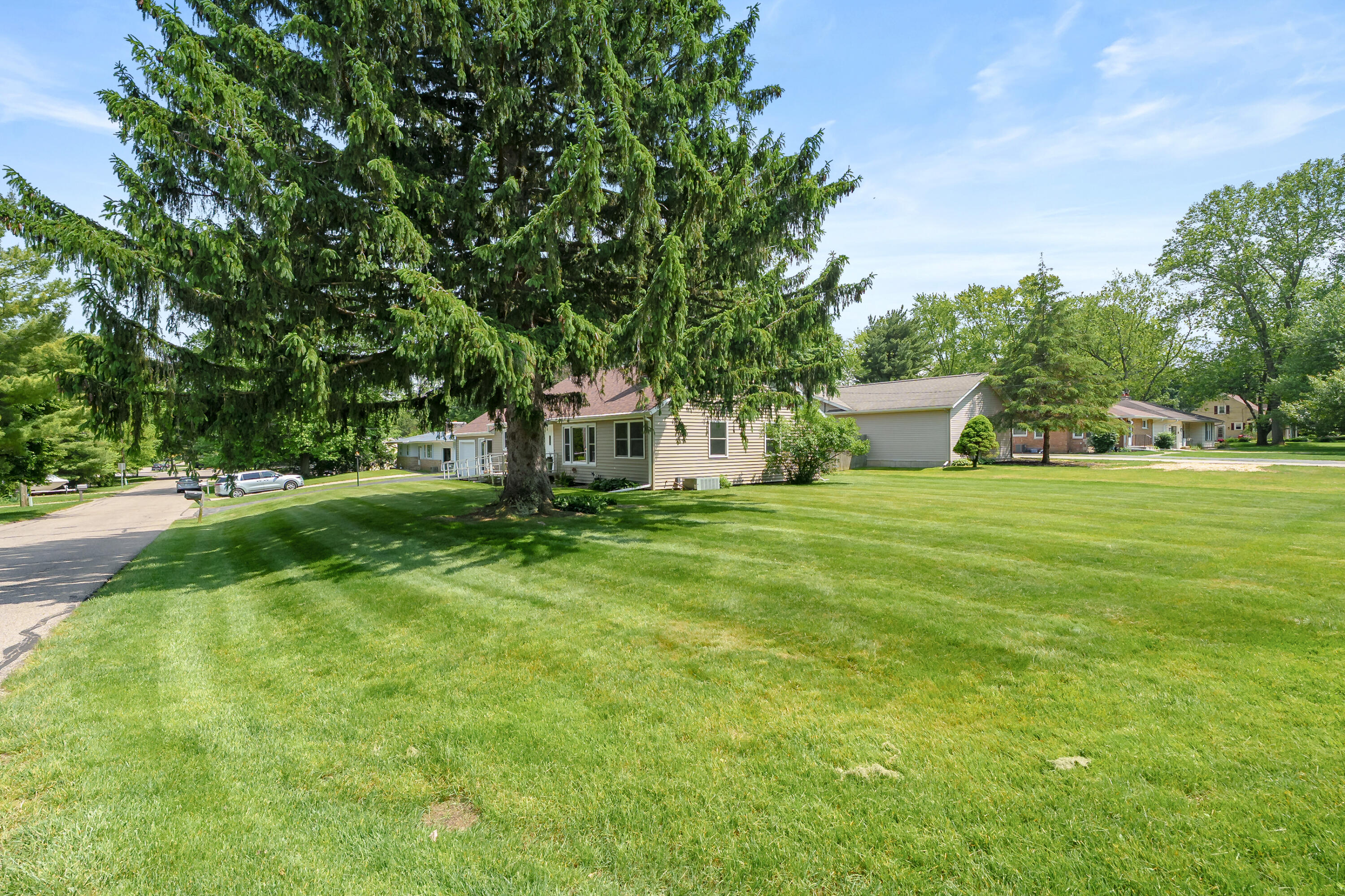 95 West Langley Road Battle Creek, MI 49015 - Photo 4 of 44 Langley Rd 95 Battle Creek 49015-38