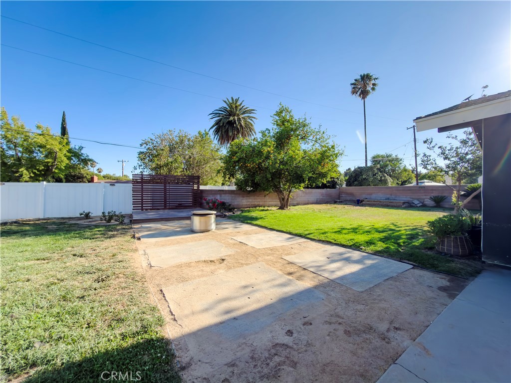 5602 North Sycamore Avenue Rialto, CA 92377 - Photo 34 of 42