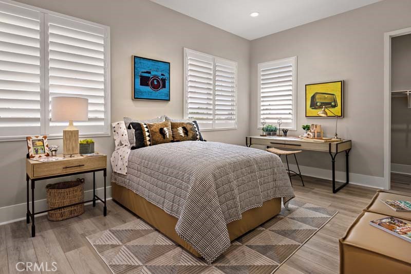 6505 Canyon Oaks Drive Simi Valley, CA 93063 - Photo 11 of 22 a bedroom with a bed and a window