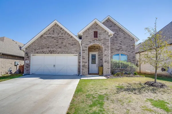 $490,000 | 417 Windstream Drive, Aledo, TX 76008