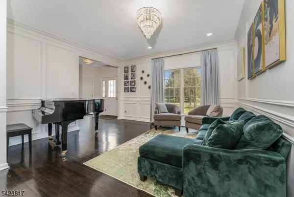 $825,000 | 722 County Rte 579, Flemington, NJ 08822