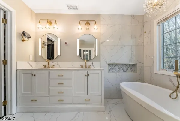 $825,000 | 722 County Rte 579, Flemington, NJ 08822