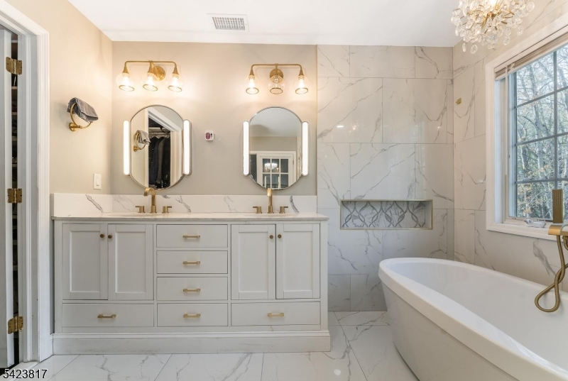 722 County Rte 579 Flemington, NJ 08822 - Photo 25 of 41