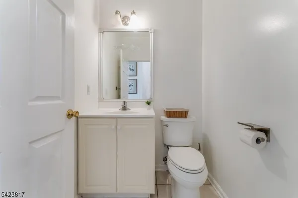 $825,000 | 722 County Rte 579, Flemington, NJ 08822