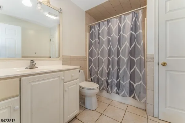 $825,000 | 722 County Rte 579, Flemington, NJ 08822