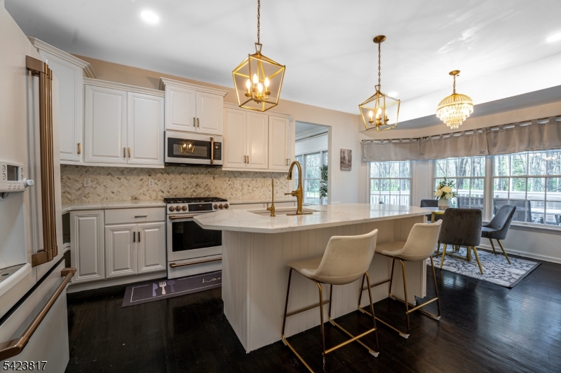 722 County Rte 579 Flemington, NJ 08822 - Photo 5 of 41