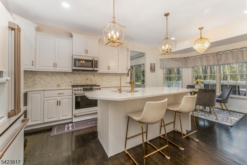 722 County Rte 579 Flemington, NJ 08822 - Photo 7 of 41