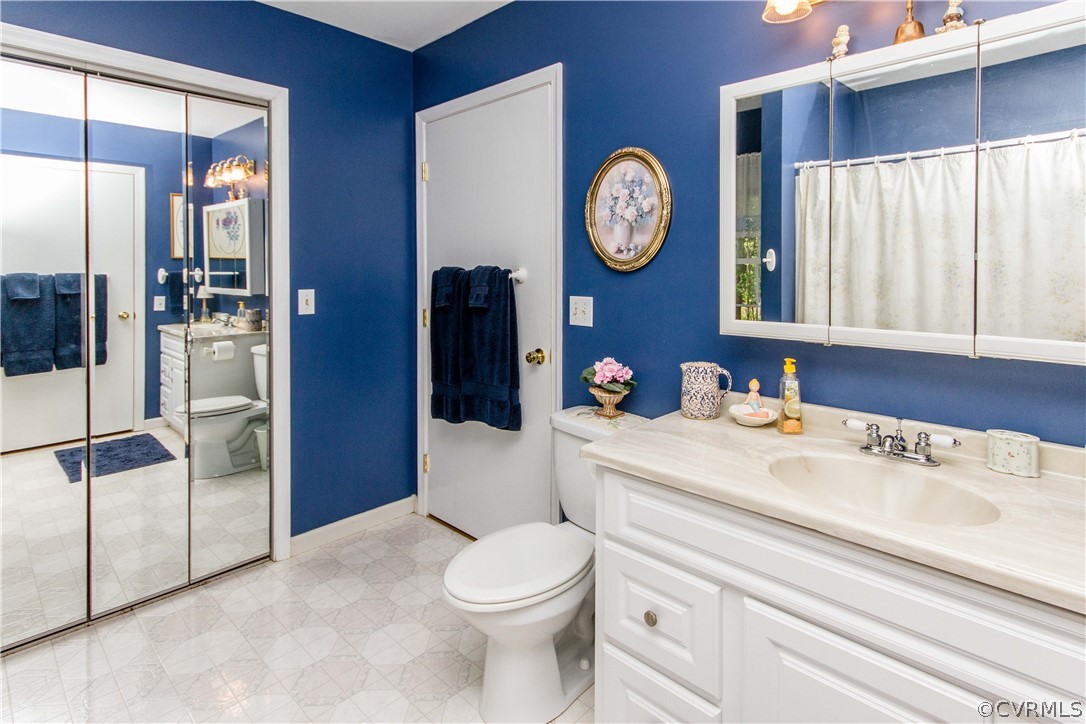 19059 Stokes Road Yale, VA 23897 - Photo 20 of 50 Full bathroom in mother-in-law suite (wide opening