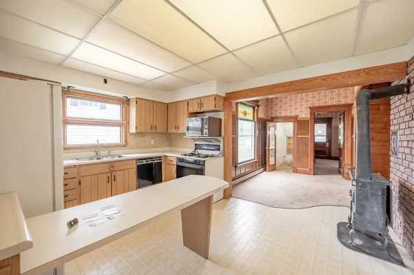 $259,900 | 4221 Old Grand Avenue, Gurnee, IL 60031