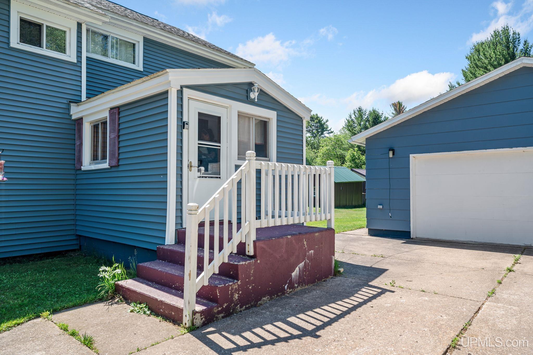 2015 School Street Ishpeming, MI 49849 - Photo 29 of 29