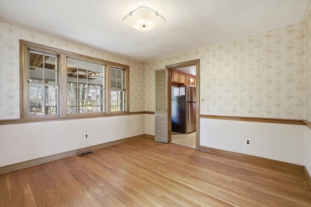 77 Booth Road Dedham, MA 02026 - Photo 11 of 40