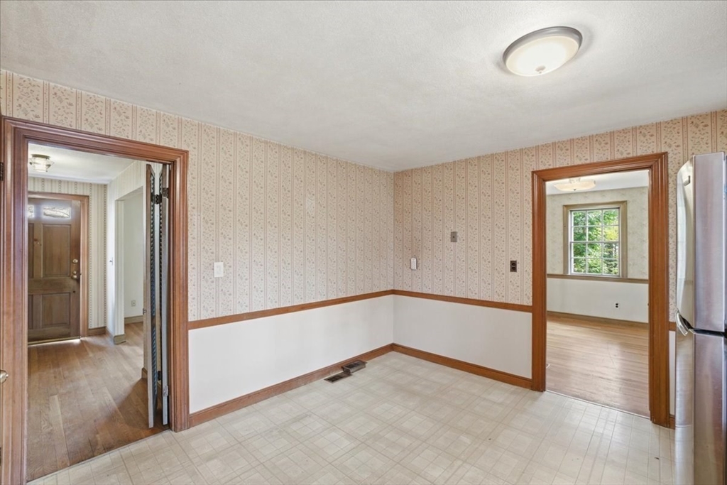 77 Booth Road Dedham, MA 02026 - Photo 14 of 40