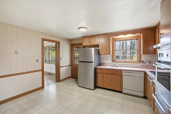 $575,000 | 77 Booth Road, Dedham, MA 02026