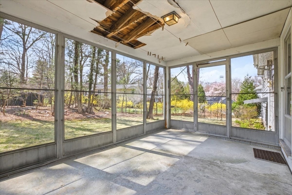 77 Booth Road Dedham, MA 02026 - Photo 5 of 40