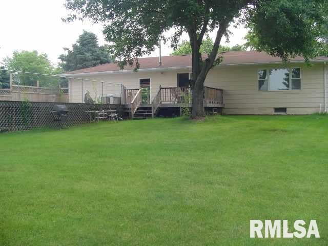 105 Prairie Hill Road Blue Grass, IA 52726 - Photo 3 of 9 Gallery Image 3