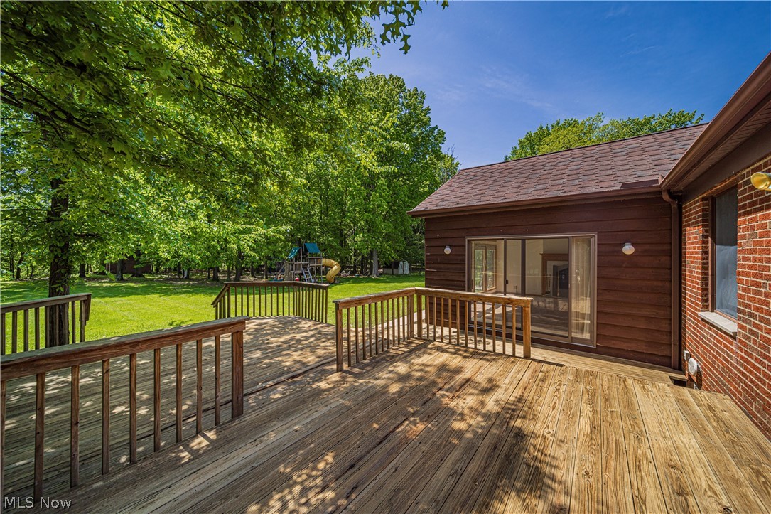 24422 Chardon Road Cleveland, OH 44143 - Photo 26 of 35 Gallery Image 26