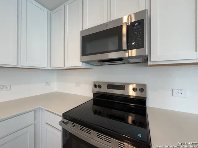 $1,425 | 3402 Gingham Point, Converse, TX 78109