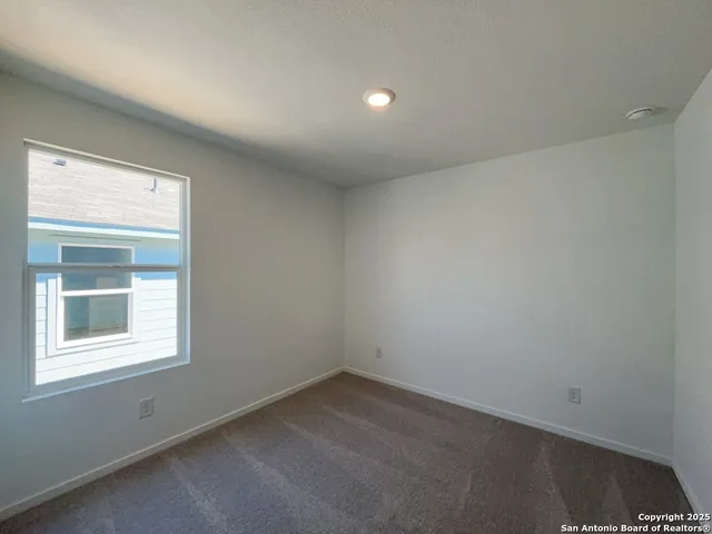 $1,425 | 3402 Gingham Point, Converse, TX 78109