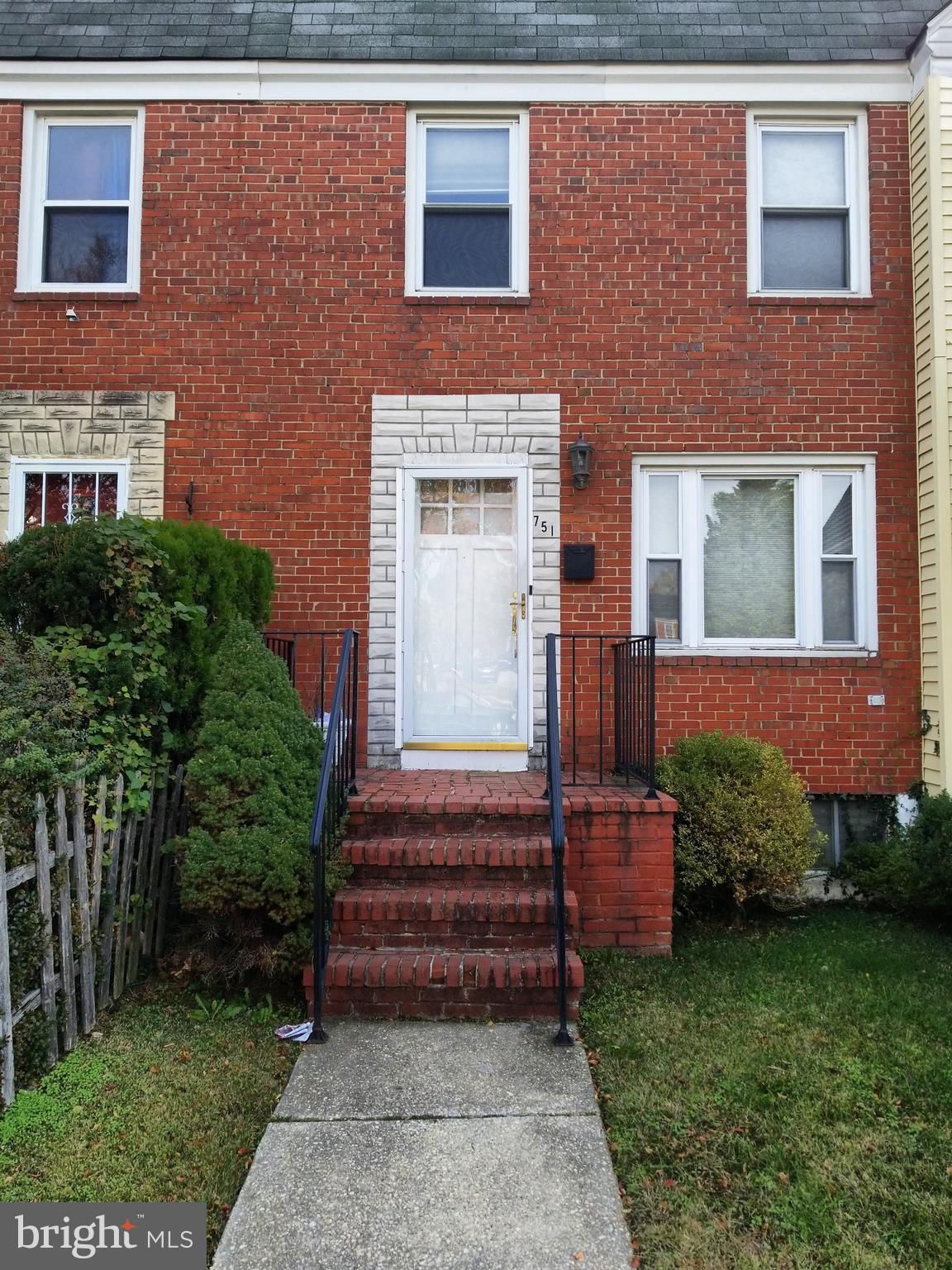 751 South Woodington Road Baltimore, MD 21229 - Photo 1 of 11 Gallery Image 1