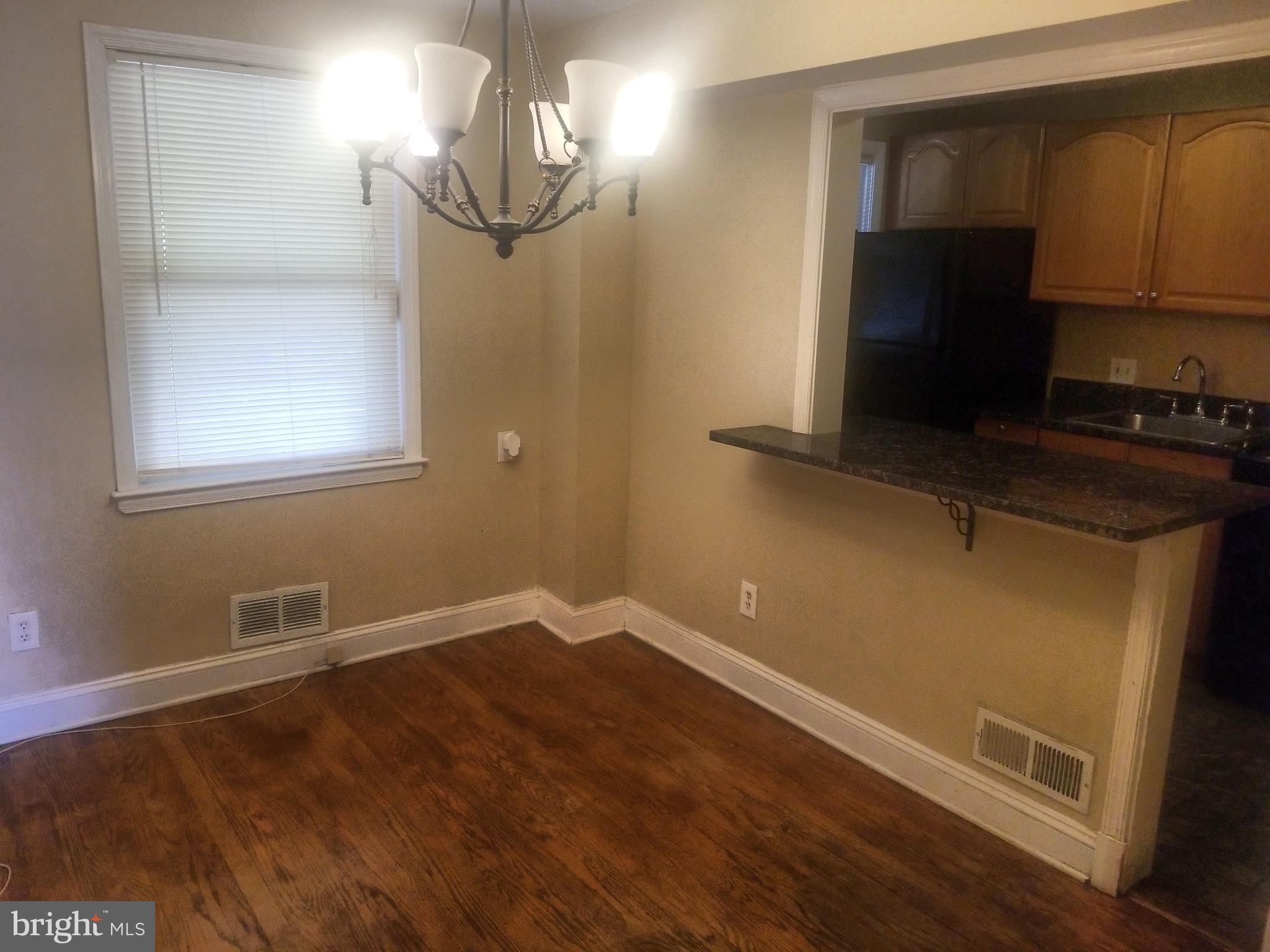 751 South Woodington Road Baltimore, MD 21229 - Photo 5 of 11 Gallery Image 5